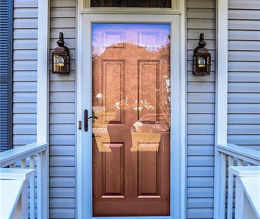 2nd image of 1407 Wrenwood Ct