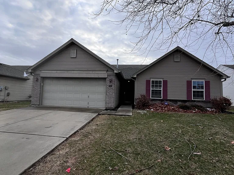 6540 Amherst Way — Photo 2