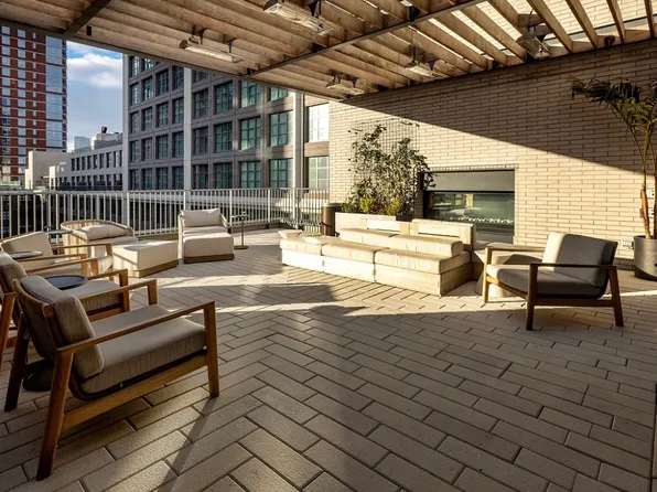 180 Front Street image 29 of 37