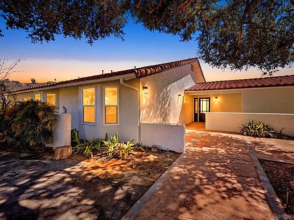 2nd image of 2073 Willow Glen Rd