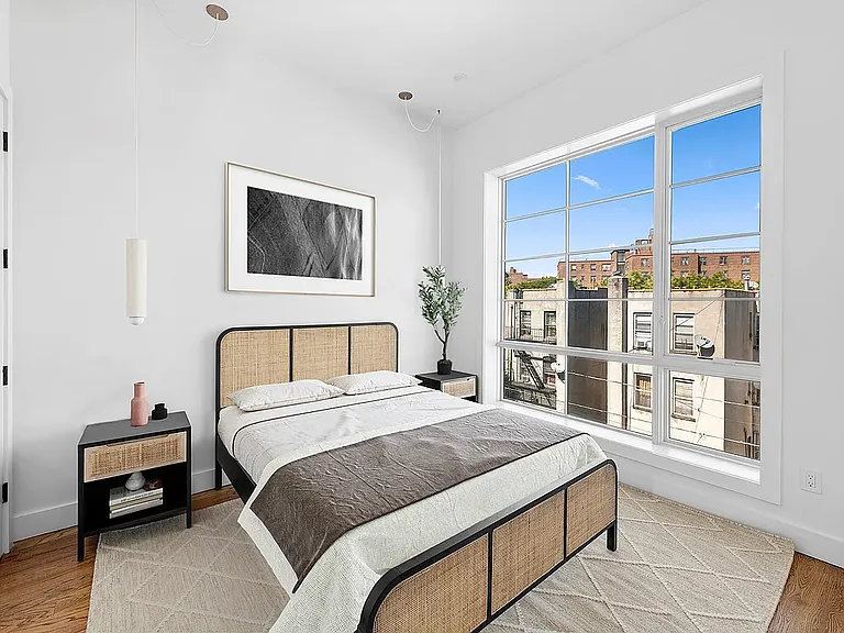 901 Herkimer St #202 — Photo 8
