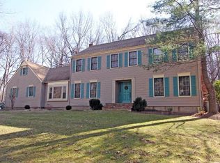 7 E Gate Rd, Long Valley, NJ 07853