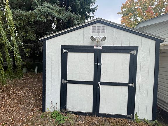 Shed