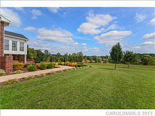 4th image of 142 Bridle Hill Ln