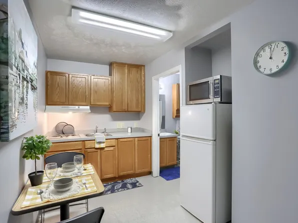 875 New Castle Rd, Slippery Rock, PA 16057