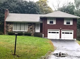 141 N Park Ave, Easton, CT 06612