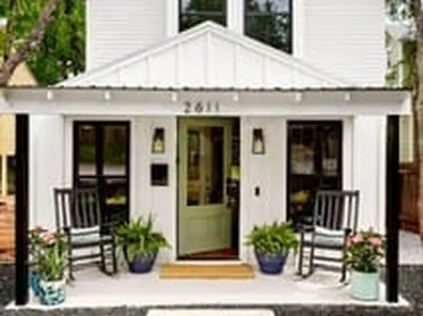 10668 Main St, Clarence, NY 14031
