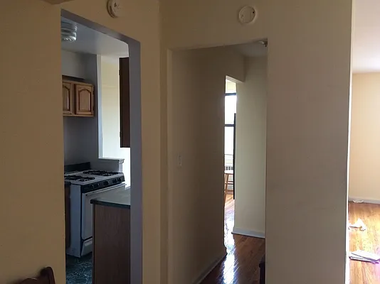 Rented by Smart NY Realty LLC | media 6