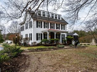 226 Forge Rd, Glen Mills, PA 19342