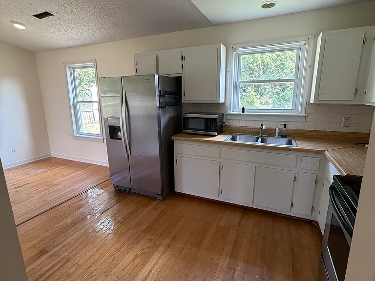2339 Piping Tree Ferry Rd — Photo 5