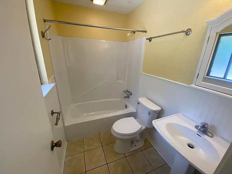 3235 Auburn Pkwy — Photo 14