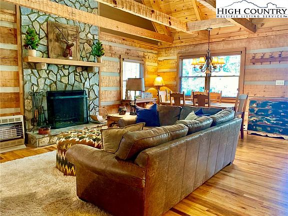 4th image of 310 Hawks Lake Dr