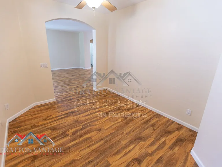 15272 W Jackson St — Photo 11