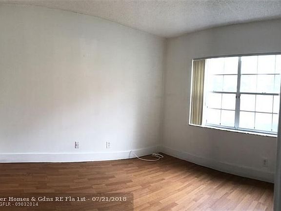 5th image of 11449 NW 42nd St #11449