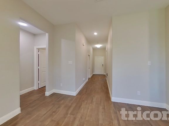 2nd image of 11201 Klondike Ln