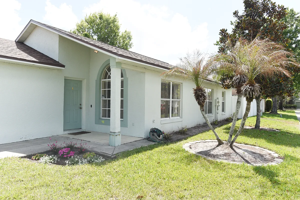 House front V2 - Daniels Pointe Dr