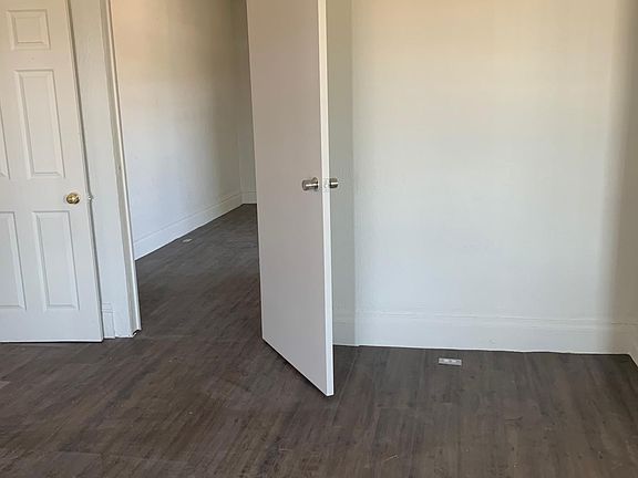 3rd image of 3029 Pera Ave #B