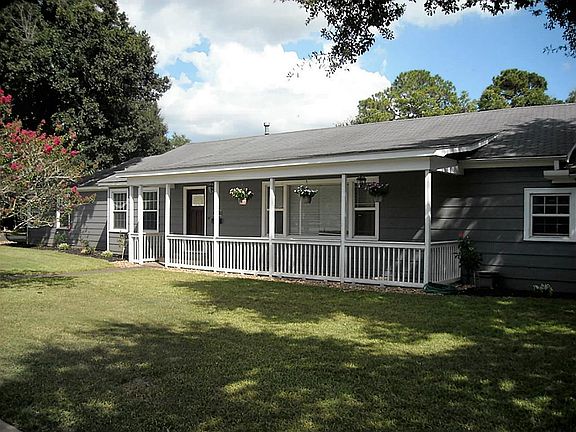 2nd image of 1203 Yupon Ave