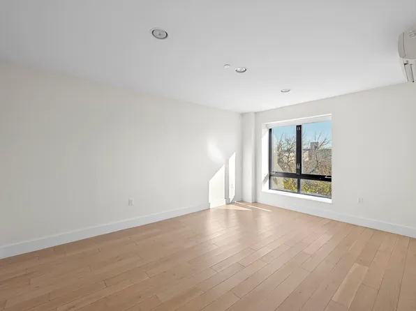 1164 Greene Avenue image 3 of 15