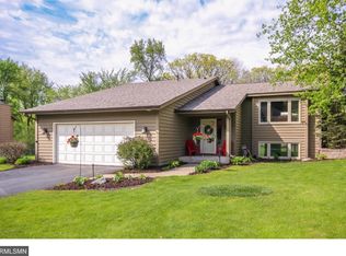 3638 Windtree Dr, Eagan, MN 55123