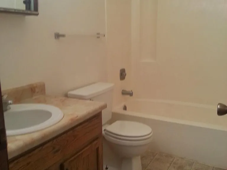 2909 Q St — Photo 7
