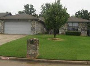 10824 Ohara Ln, Midwest City, OK 73130