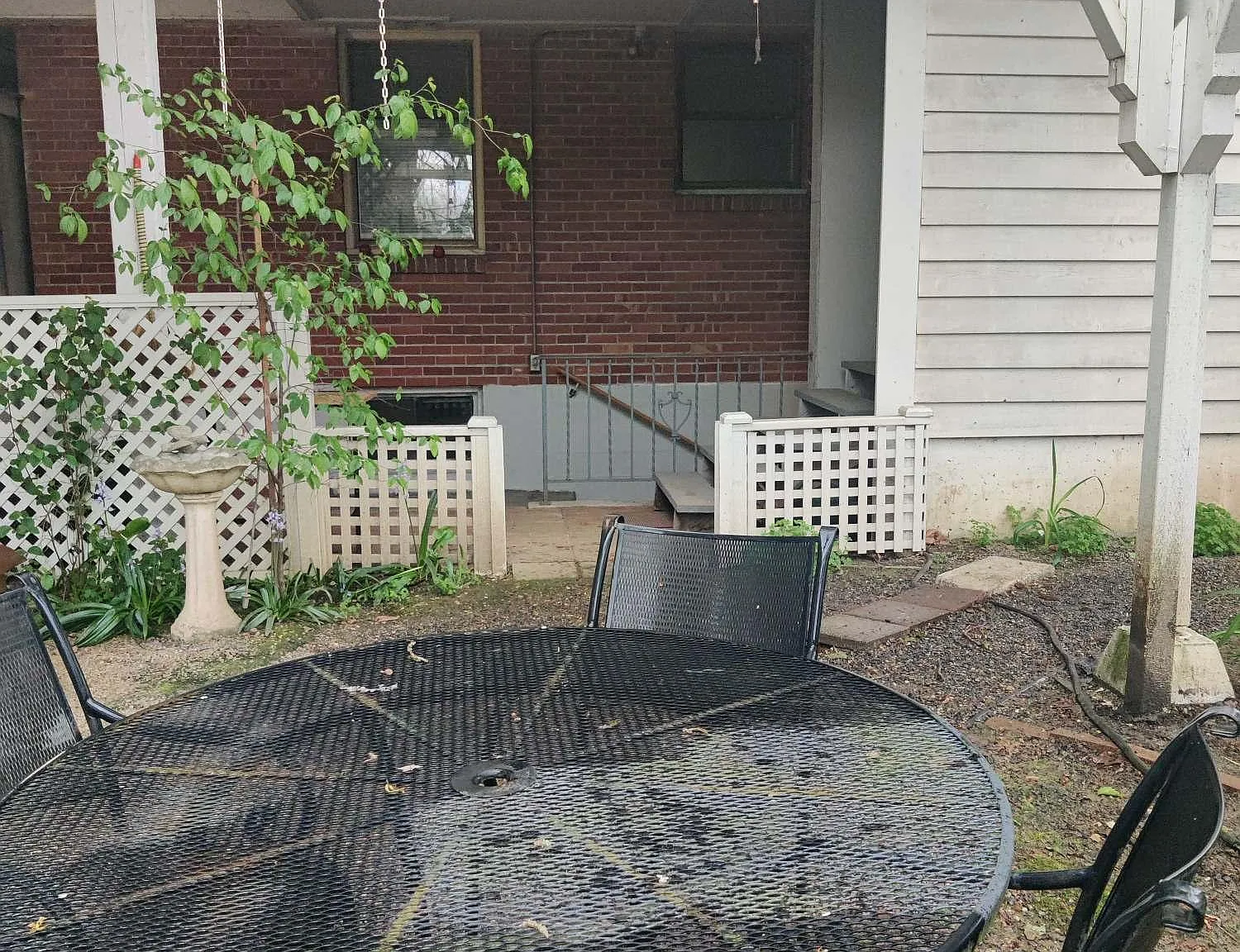 2 bed, 800 sqft, $1,820 — Photo 1