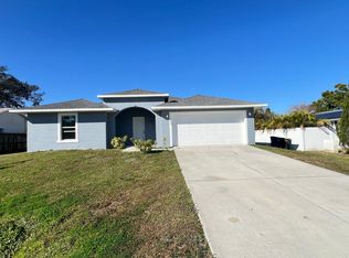888 Remsen Ave NW, Palm Bay, FL 32907