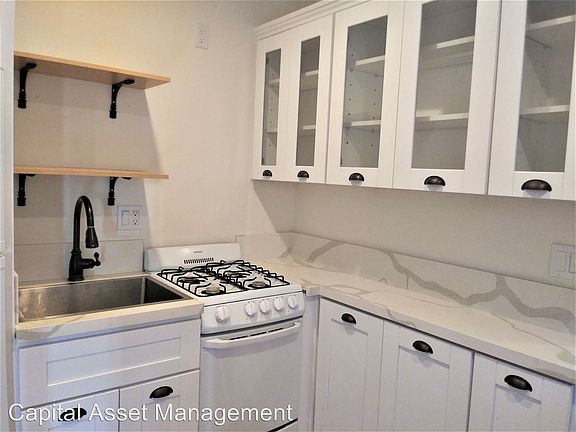 3rd image of 3973 Utah St #A