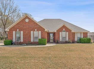 341 Savannah Dr, Jonesboro, AR 72404