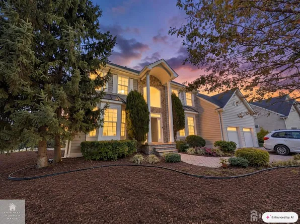 2 Apple Ridge Way, East Brunswick, NJ 08816