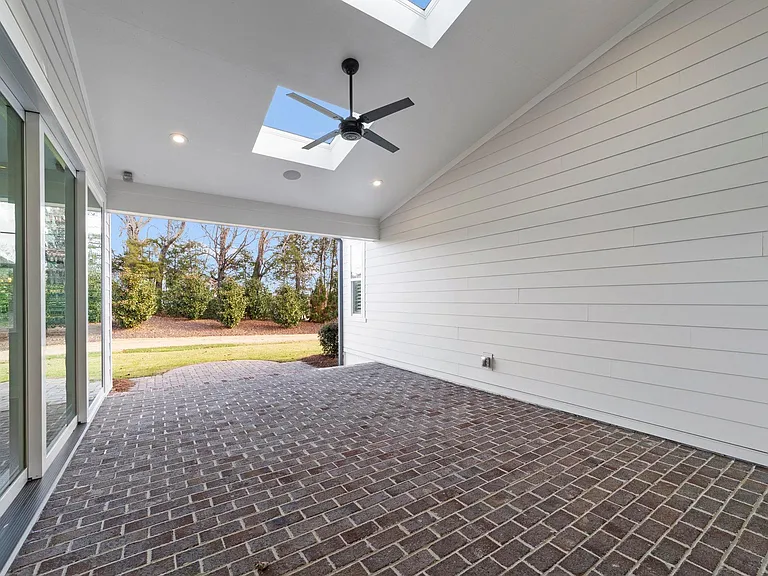 9541 Pacing Ln NW — Photo 29