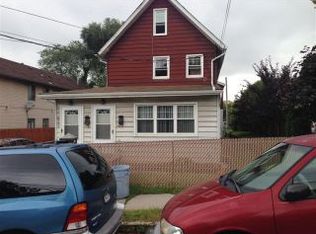 89 Lake Ave, Staten Island, NY 10303