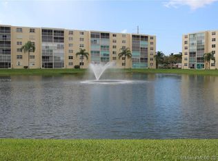 401 SE 3rd St APT 102, Dania, FL 33004