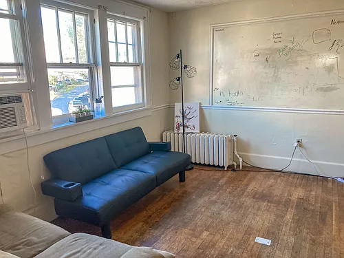 Floor plan B
