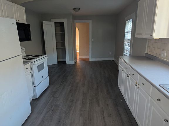 4th image of 127 Pond Lily Ave #2A2