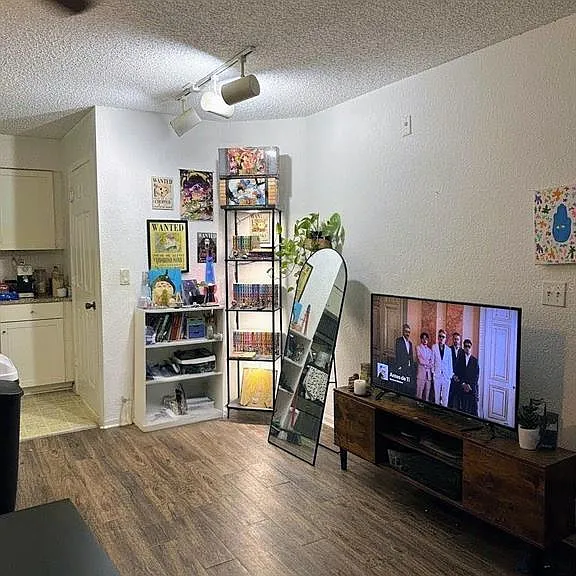 2214 Metropolitan Way #2210 — Photo 4