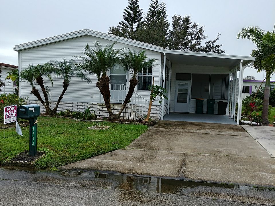 Carport plus 2 Car Parking