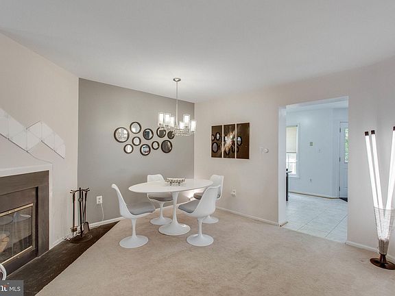 4th image of 3291 Weymouth Ct