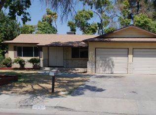 31 Hickory Dr, Lemoore, CA 93245