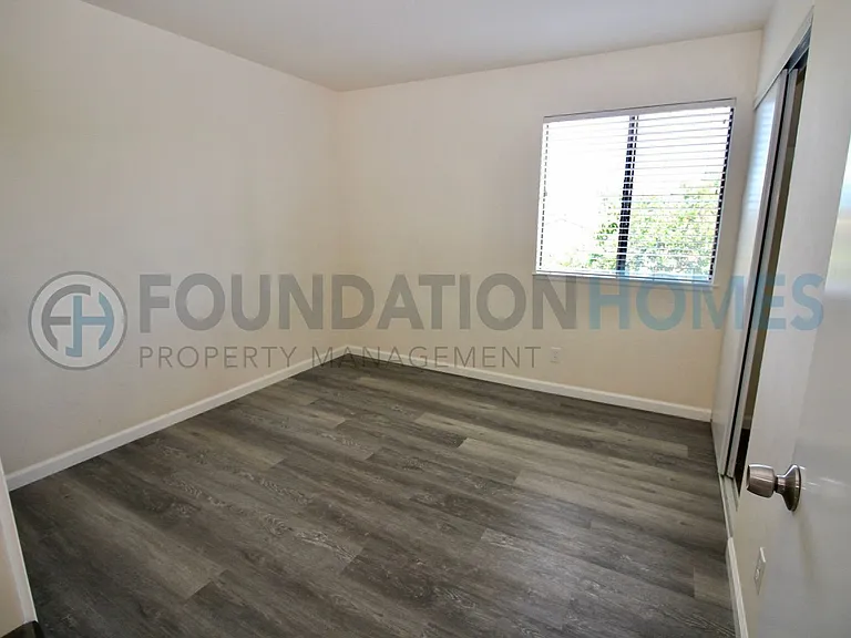 404 San Marin Dr — Photo 49
