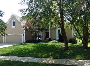 6111 W 128th St, Overland Park, KS 66209