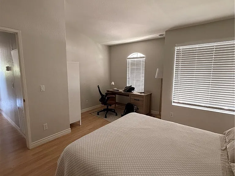 168 Gallery Way — Photo 12