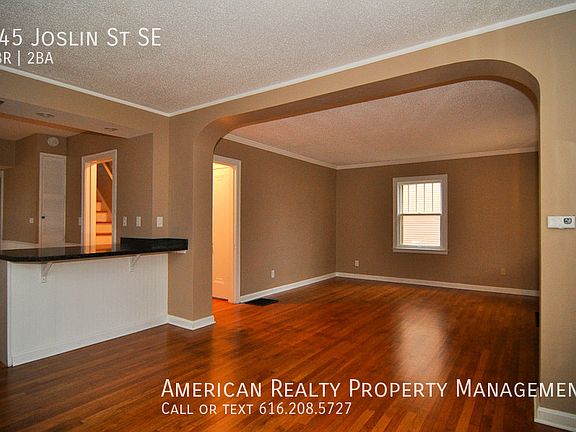 5th image of 845 Joslin St SE