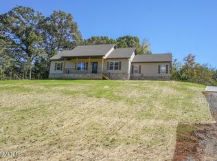 842 Pinebrooke Dr, Maryville, TN 37801