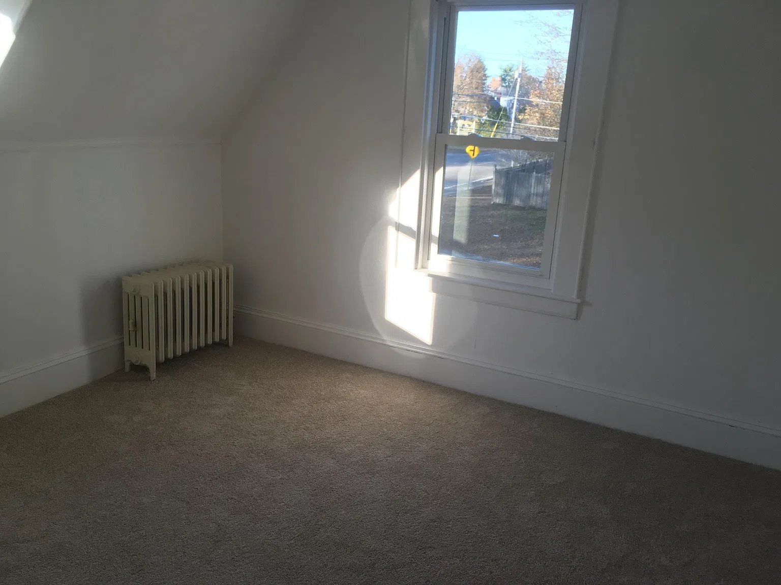 279 N Bedford St — Photo 3