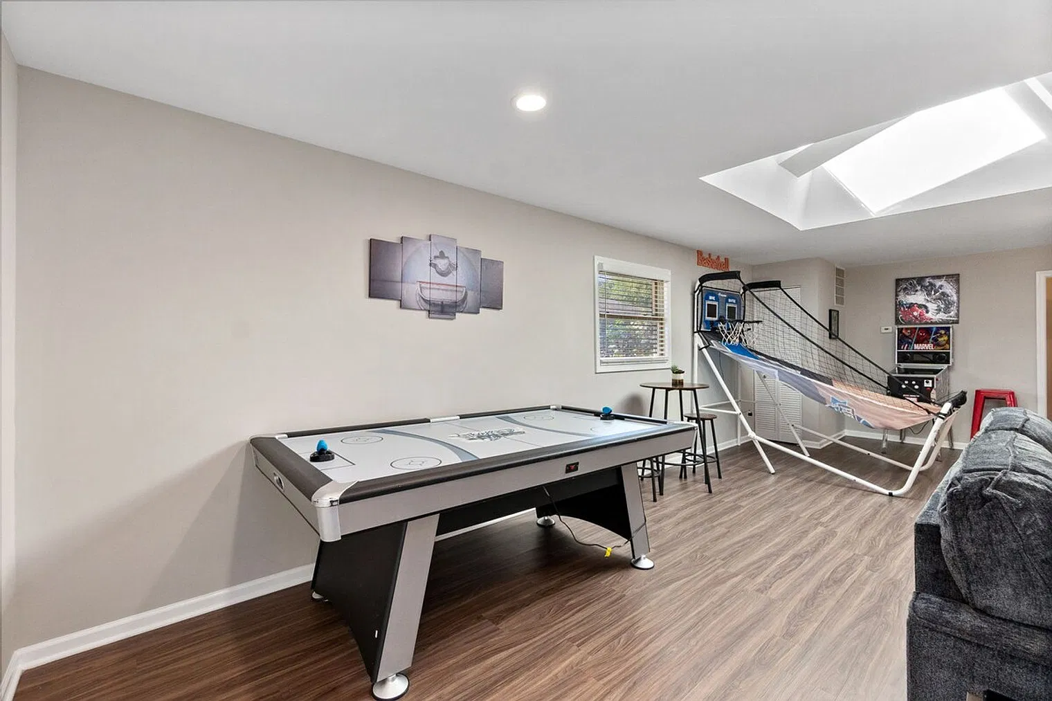 4 bed, 2.5 bath, $21,060 — Photo 3