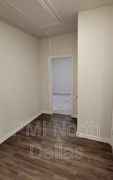 2633 Oneida Ln — Photo 17