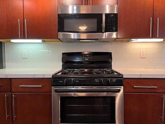 4th image of 145 Virginia Ave APT 201
