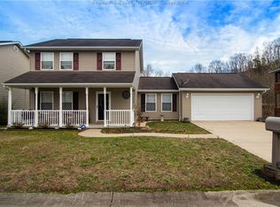 12 Hunter Dr, Saint Albans, WV 25177